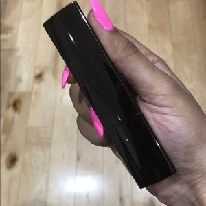 Hourglass vanish in golden